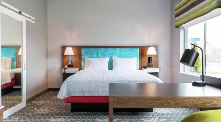 Hampton Inn Evergreen Bagian luar foto